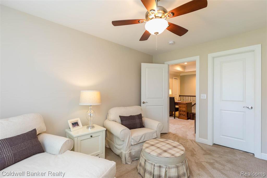 4217 Oak Arbor Crest Court Rochester, MI 48306 - Photo 35 of 39