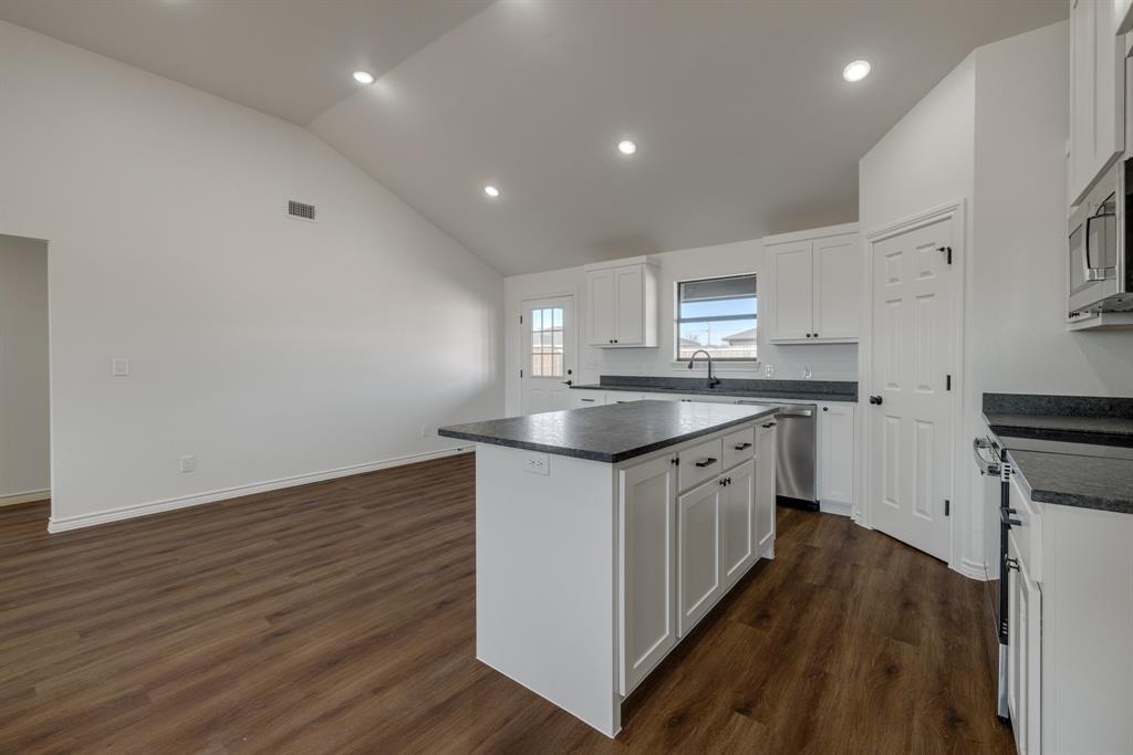924 Ruger Drive Clyde, TX 79510 - Photo 5 of 13 Sample
