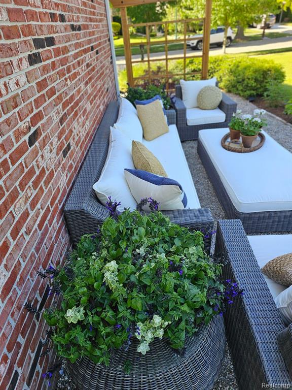 1006 Pointe Pl Boulevard Rochester, MI 48307 - Photo 25 of 33 Gallery Image 25