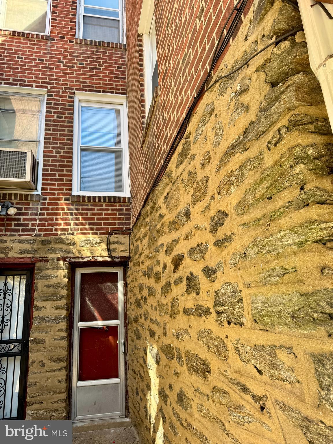 318 West Godfrey Avenue Philadelphia, PA 19120 - Photo 24 of 25 a view of door