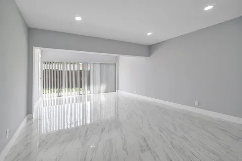 $1,100,000 | 708-710 Northeast 23rd Avenue, Pompano Beach, FL 33062