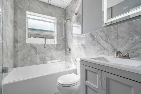 $1,100,000 | 708-710 Northeast 23rd Avenue, Pompano Beach, FL 33062