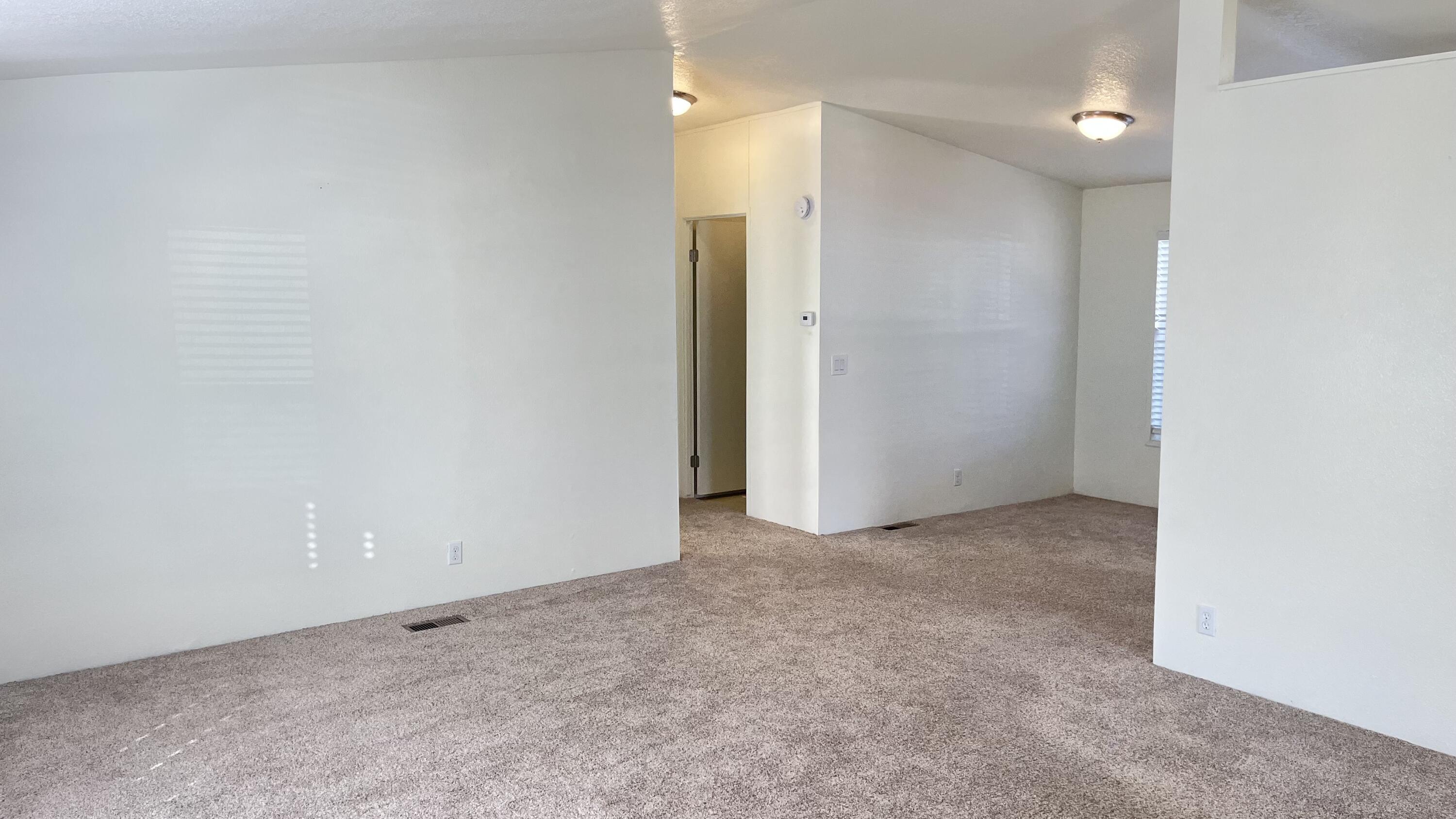 8401 Old Stage Road, Unit 27 Central Point, OR 97502 - Photo 27 of 41 IMG_1571 New