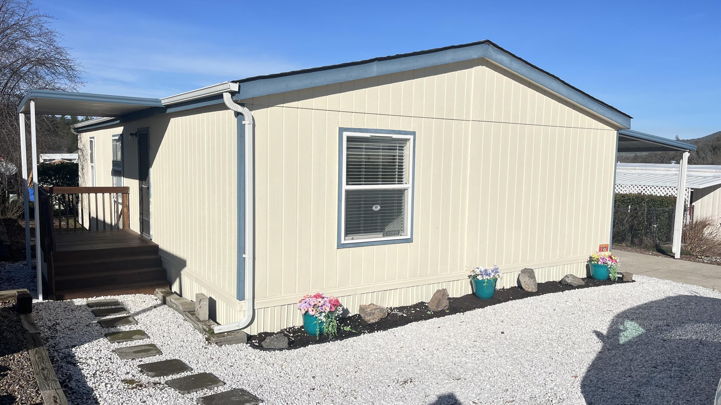 8401 Old Stage Road, Unit 27 Central Point, OR 97502 - Photo 39 of 41 IMG_1580 New