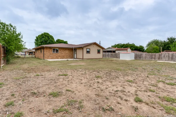$1,500 | 146 Trail Wood, New Braunfels, TX 78130