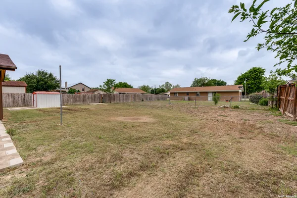 $1,500 | 146 Trail Wood, New Braunfels, TX 78130