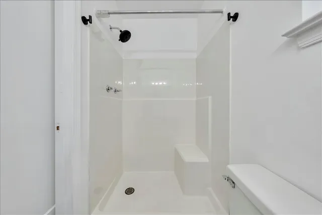 $1,800 | 1802 Edmund Avenue Northeast, Unit 1802, Roanoke, VA 24012