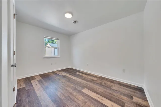 $1,800 | 1802 Edmund Avenue Northeast, Unit 1802, Roanoke, VA 24012