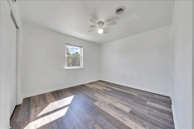 $1,800 | 1802 Edmund Avenue Northeast, Unit 1802, Roanoke, VA 24012