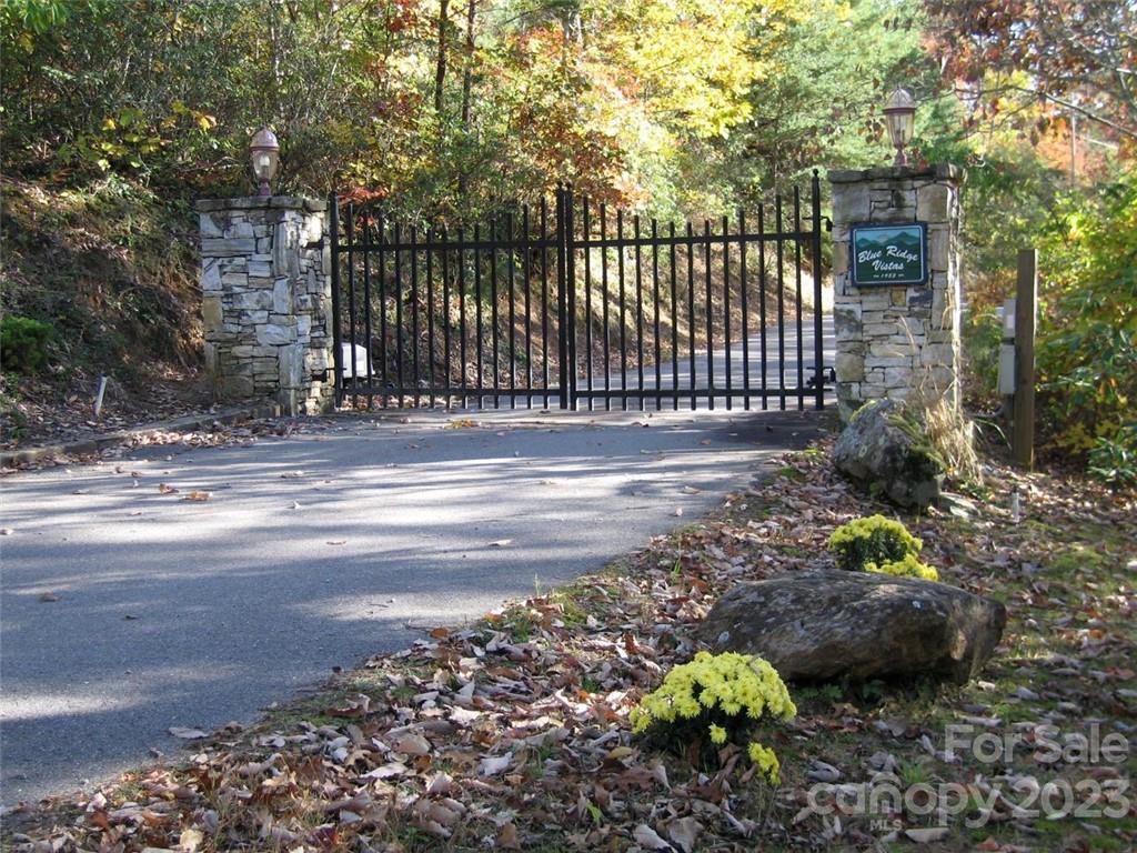 14 Blue Vista Road, Unit 14 Canton, NC 28716 - Photo 8 of 17 Gallery Image 8