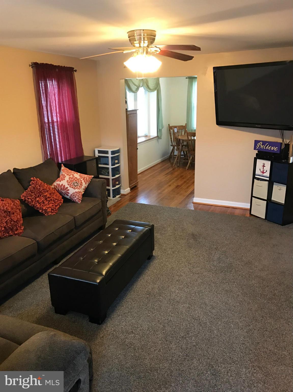 1945 Quentin Road Baltimore, MD 21222 - Photo 9 of 22 Living Room