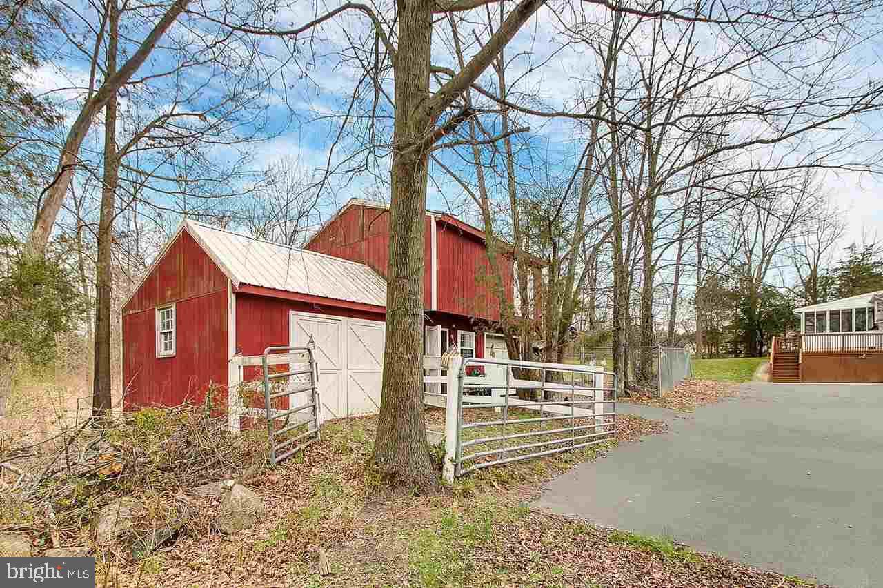 490 Marsh Creek Road Gettysburg, PA 17325 - Photo 31 of 36