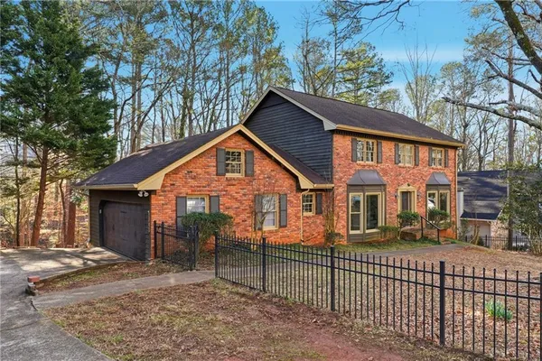 $625,000 | 600 Branch Valley Court, Roswell, GA 30076
