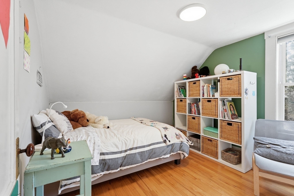 35 Taylor Street Amherst, MA 01002 - Photo 25 of 42