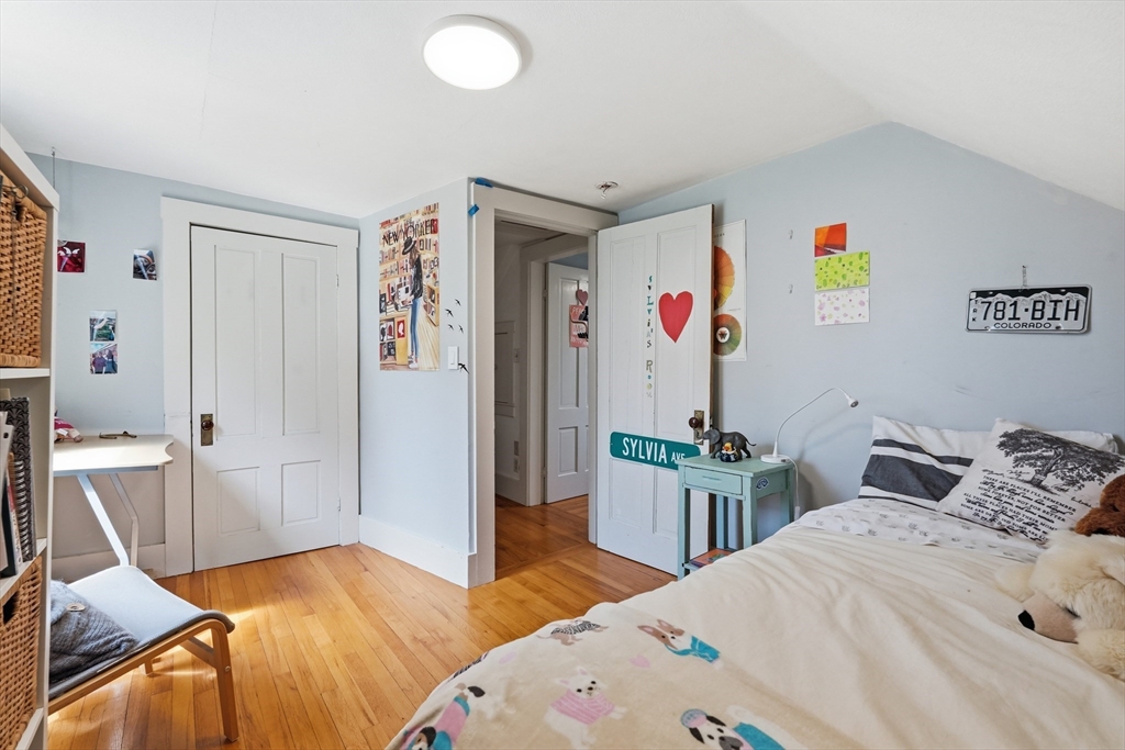 35 Taylor Street Amherst, MA 01002 - Photo 26 of 42