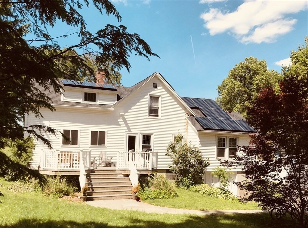 35 Taylor Street Amherst, MA 01002 - Photo 3 of 42