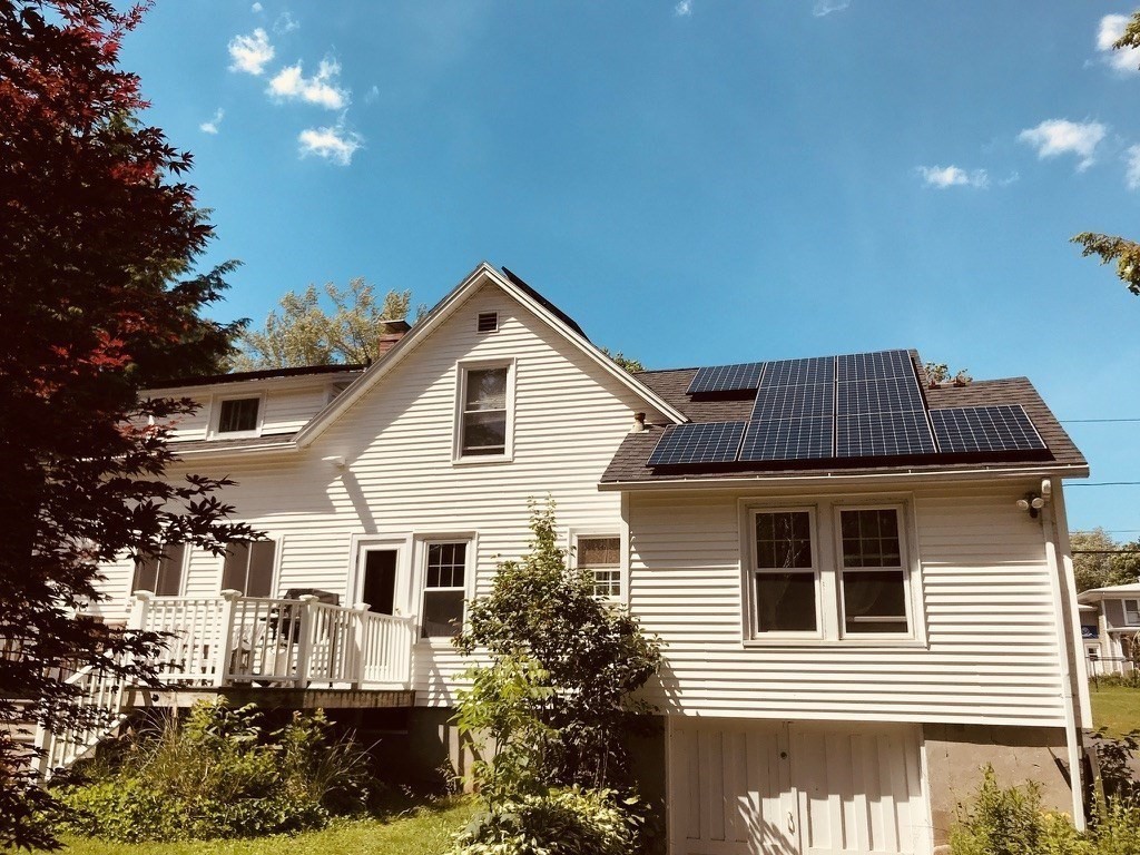 35 Taylor Street Amherst, MA 01002 - Photo 4 of 42