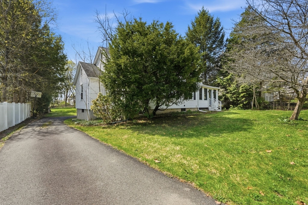 35 Taylor Street Amherst, MA 01002 - Photo 5 of 42