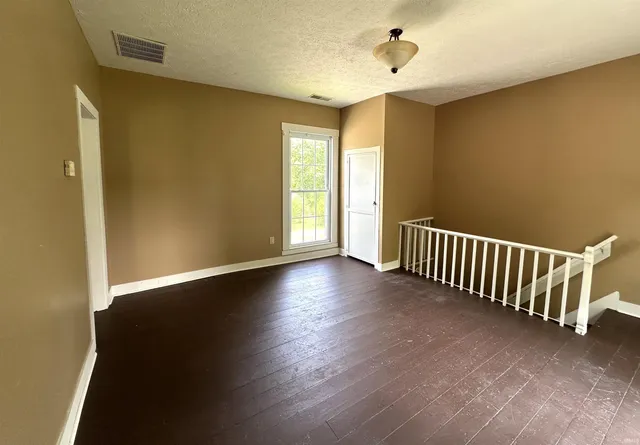 $189,000 | 709 West Main Street, Ellettsville, IN 47429