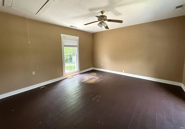 $189,000 | 709 West Main Street, Ellettsville, IN 47429