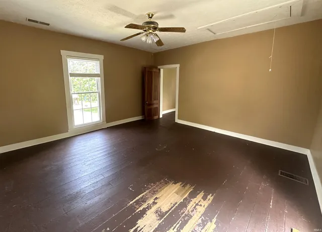 $189,000 | 709 West Main Street, Ellettsville, IN 47429