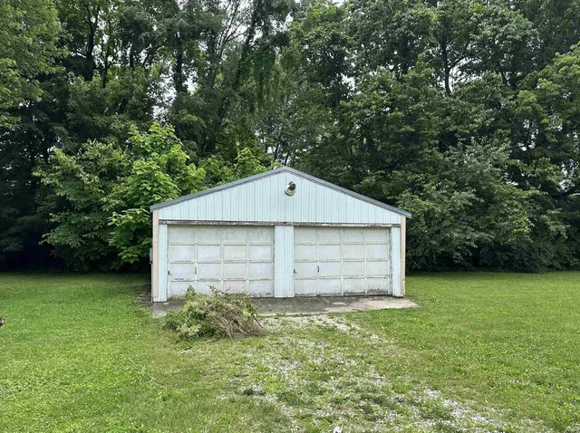 $189,000 | 709 West Main Street, Ellettsville, IN 47429