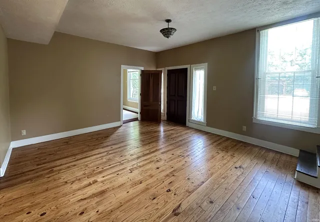 $189,000 | 709 West Main Street, Ellettsville, IN 47429