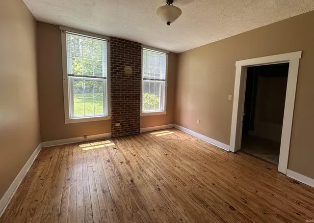 $189,000 | 709 West Main Street, Ellettsville, IN 47429