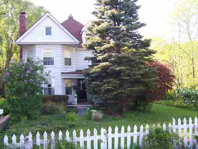 1489 New Scotland Road Bethlehem, NY 12159 - Photo 1 of 8 Photo 1