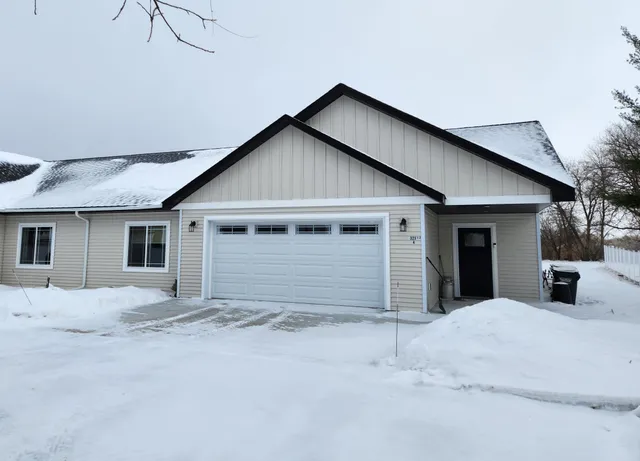 $264,900 | 323 1/2 Fairgrounds Road, Unit 4, Alexandria, MN 56308