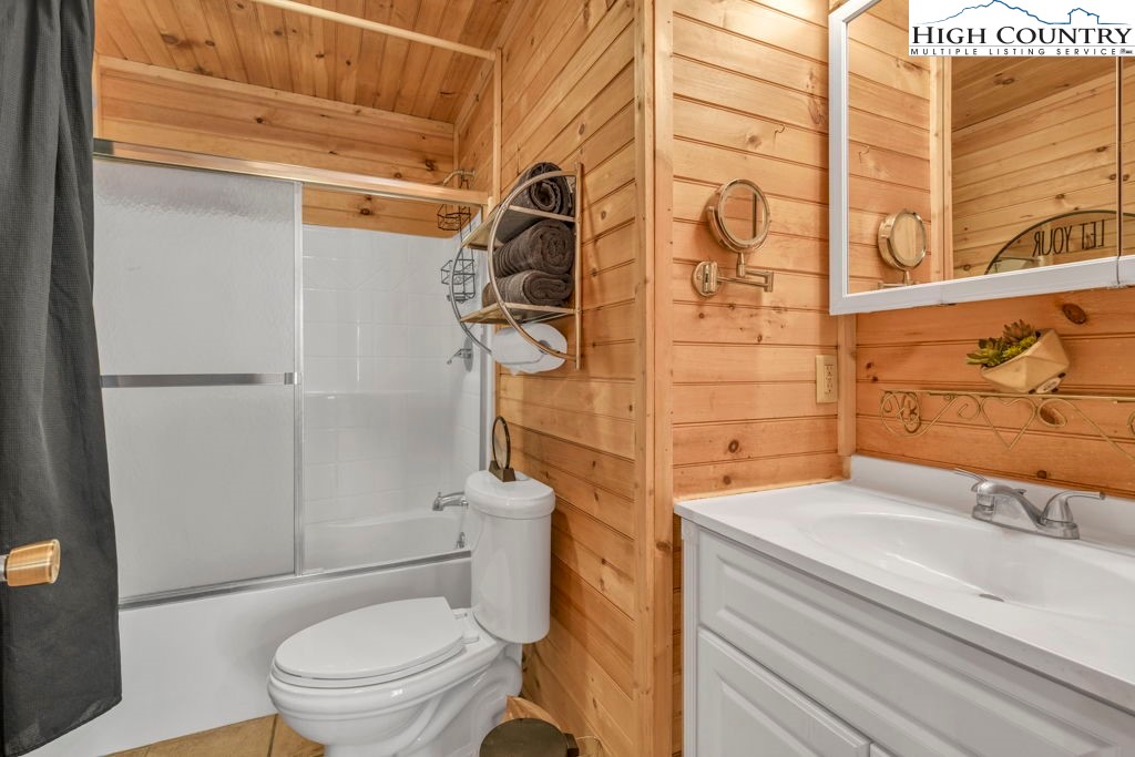 173 Spring Brook Road Newland, NC 28657 - Photo 21 of 38