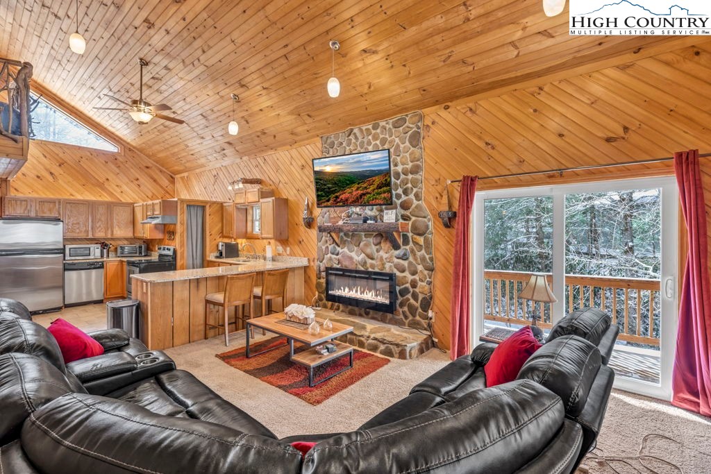 173 Spring Brook Road Newland, NC 28657 - Photo 6 of 38