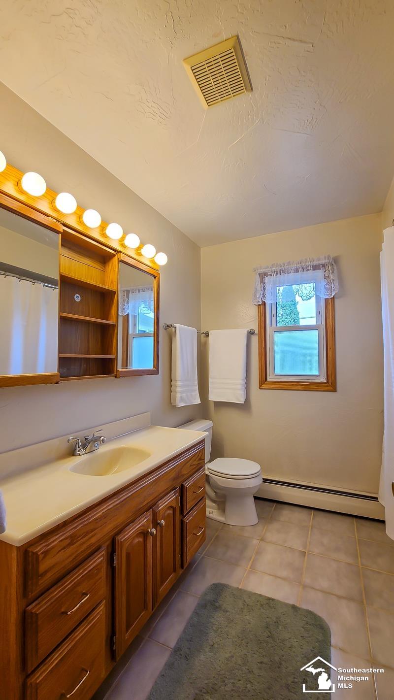 23451 Gibraltar Road Flat Rock, MI 48134 - Photo 40 of 55 50154695-b9b5d18f-6b31-4296-b038-8a04f13258a5.JPG