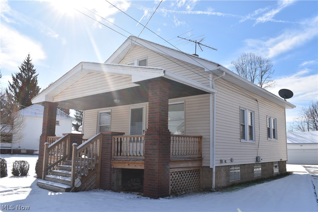 18100 Marcella Road Cleveland, OH 44119 - Photo 2 of 22 Gallery Image 2