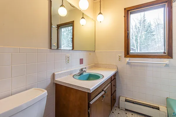 $575,000 | 438 Buckview Road, Ely, MN 55731