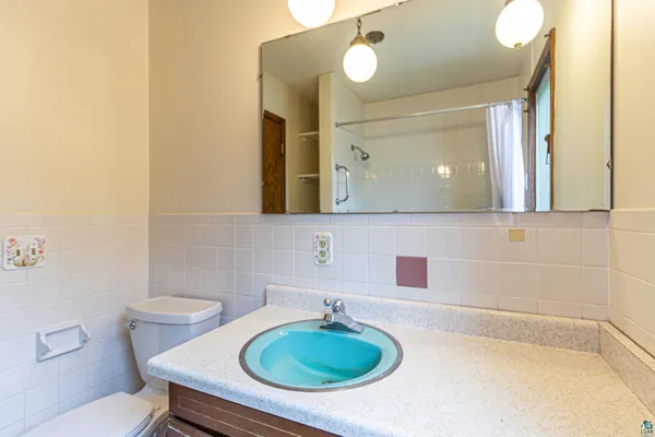 $575,000 | 438 Buckview Road, Ely, MN 55731