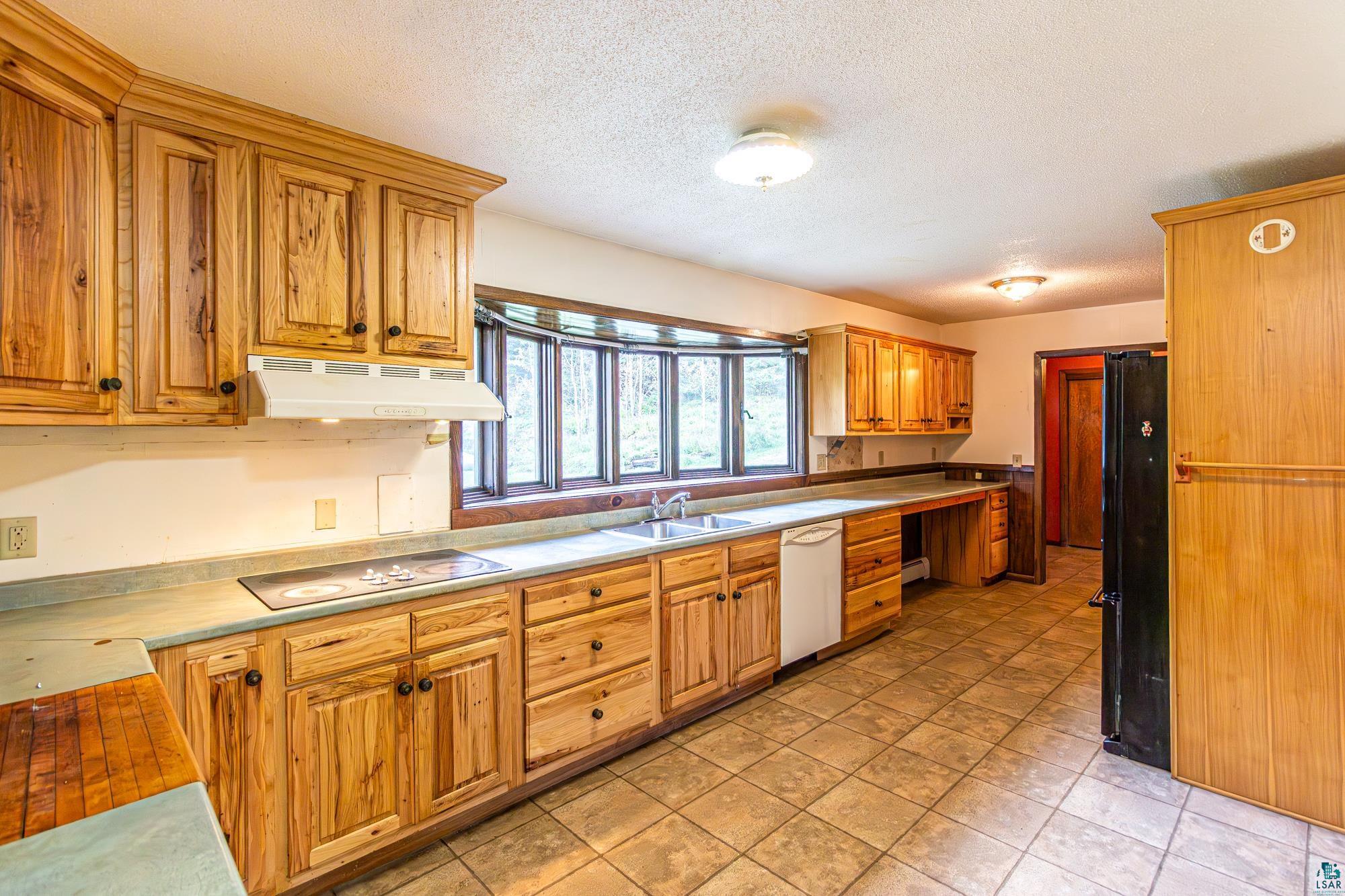 438 Buckview Road Ely, MN 55731 - Photo 5 of 99