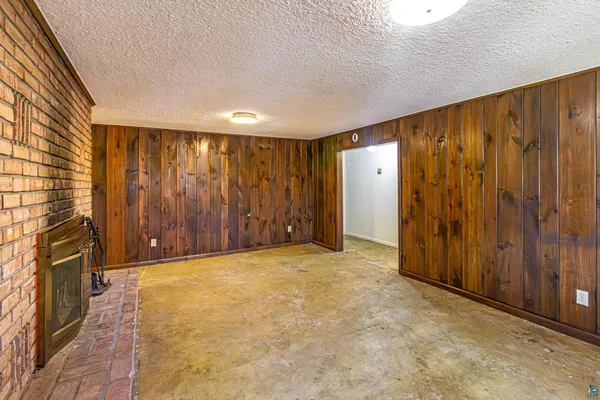 $575,000 | 438 Buckview Road, Ely, MN 55731