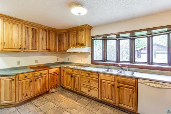 $575,000 | 438 Buckview Road, Ely, MN 55731