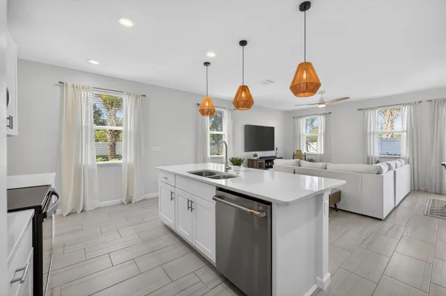 $449,000 | 5624 Southeast Edgewater Circle, Stuart, FL 34997