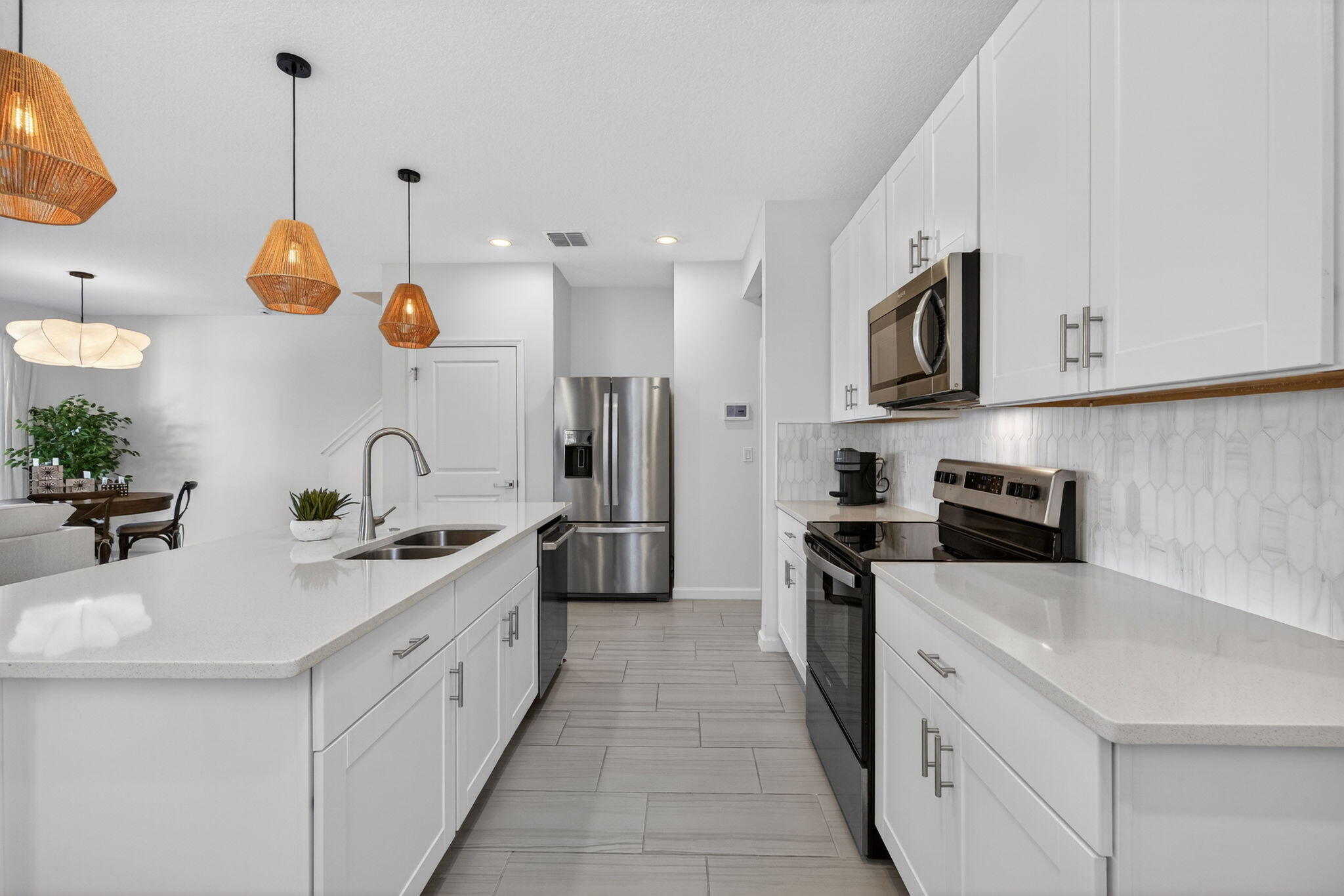 5624 Southeast Edgewater Circle Stuart, FL 34997 - Photo 7 of 33 7-web-or-mls-7-print-3A5A2936