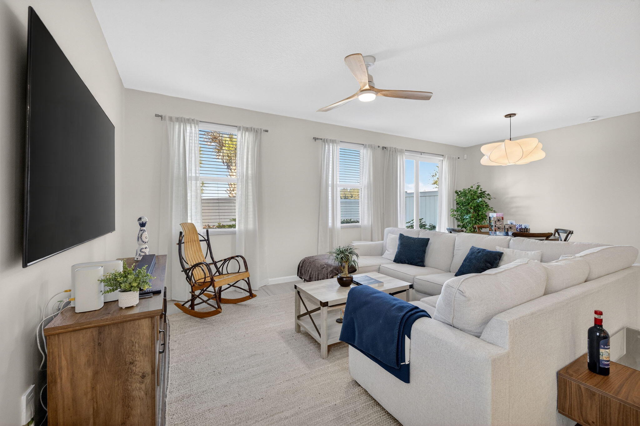 5624 Southeast Edgewater Circle Stuart, FL 34997 - Photo 8 of 33 8-web-or-mls-8-print-3A5A2941