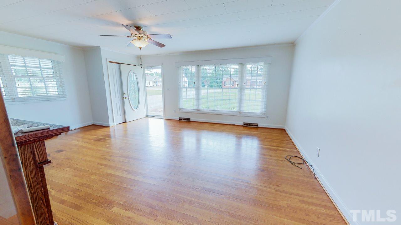4674 Allensville Road Roxboro, NC 27574 - Photo 4 of 29