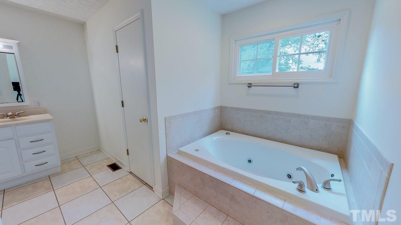 4674 Allensville Road Roxboro, NC 27574 - Photo 10 of 29