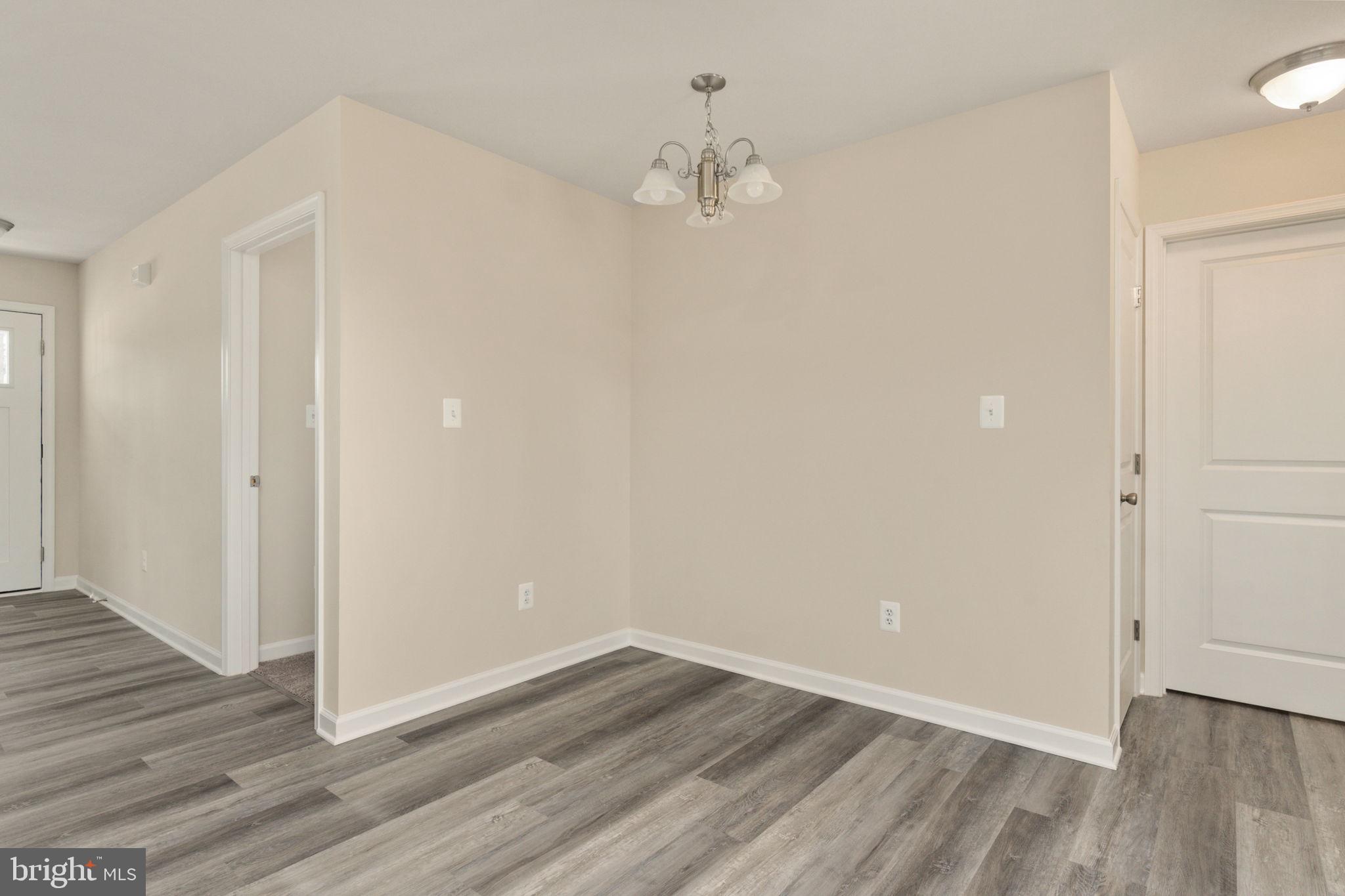 57 Oak Lane Colonial Beach, VA 22443 - Photo 12 of 64