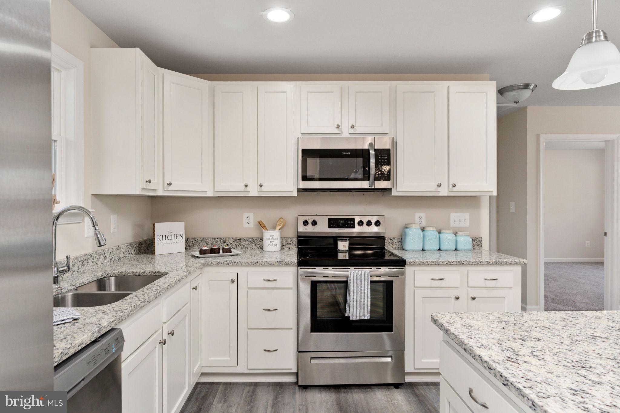 57 Oak Lane Colonial Beach, VA 22443 - Photo 4 of 64