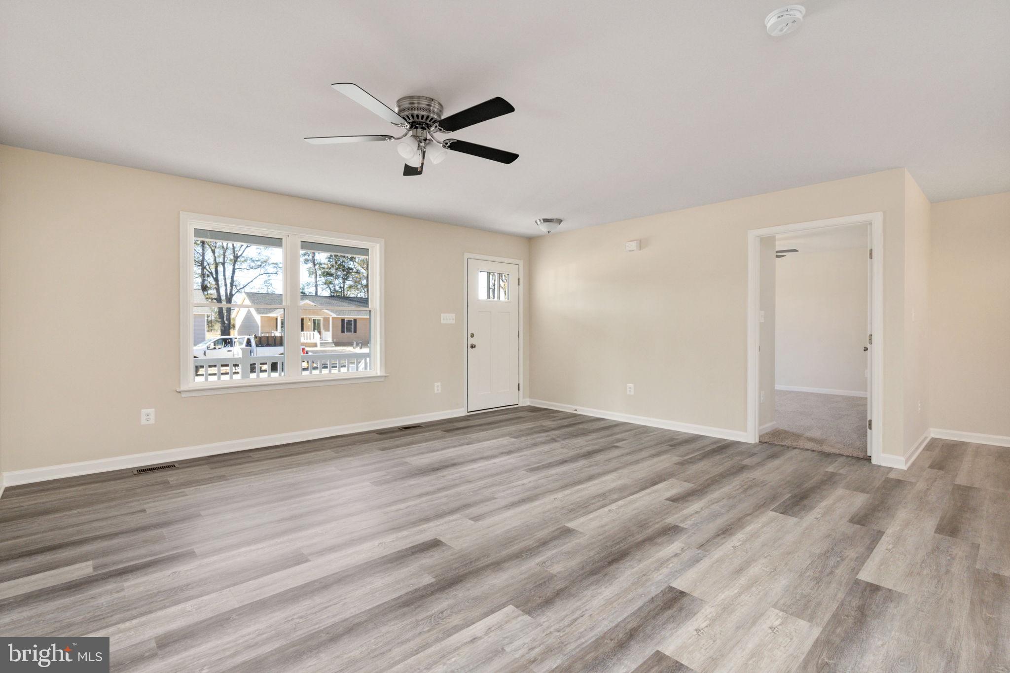 57 Oak Lane Colonial Beach, VA 22443 - Photo 10 of 64