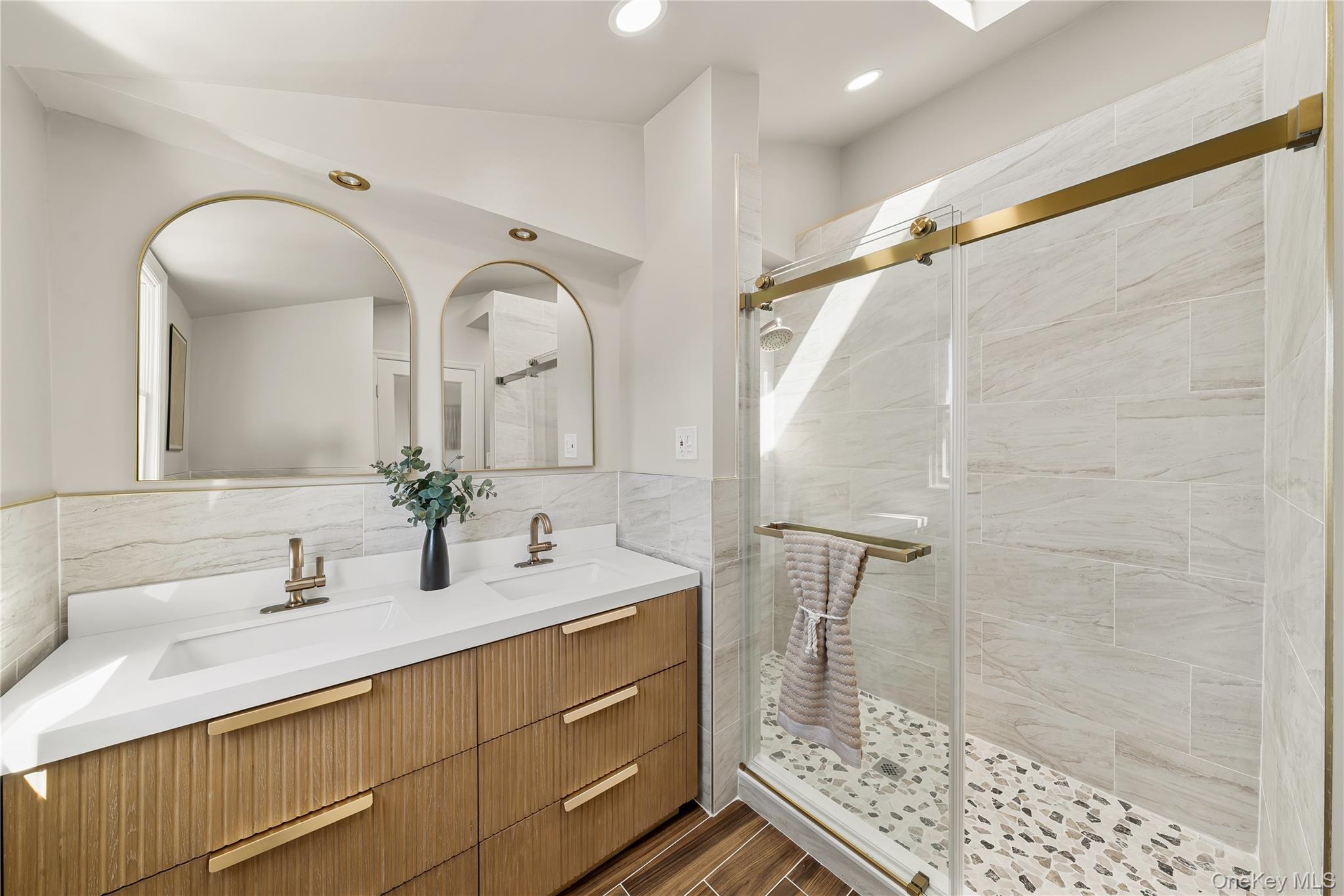 3260 Shore Road Oceanside, NY 11572 - Photo 23 of 42 Gallery Image 23