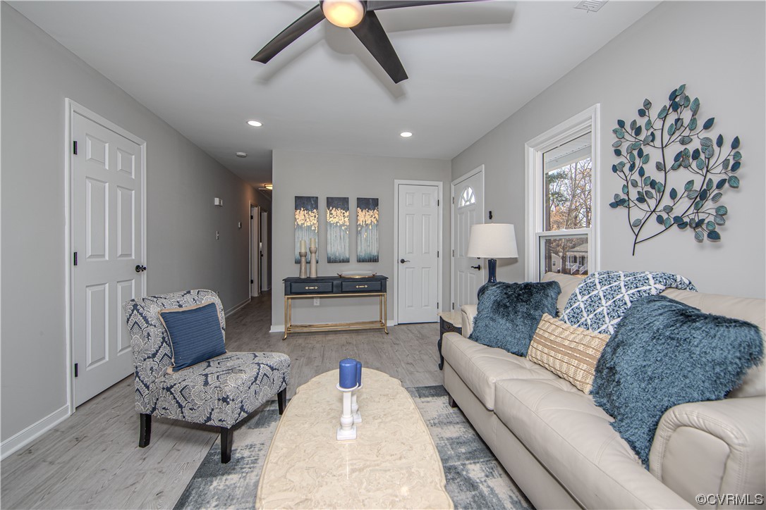 4629 Twelveoaks Road Midlothian, VA 23112 - Photo 4 of 23 a living room with furniture and a couch