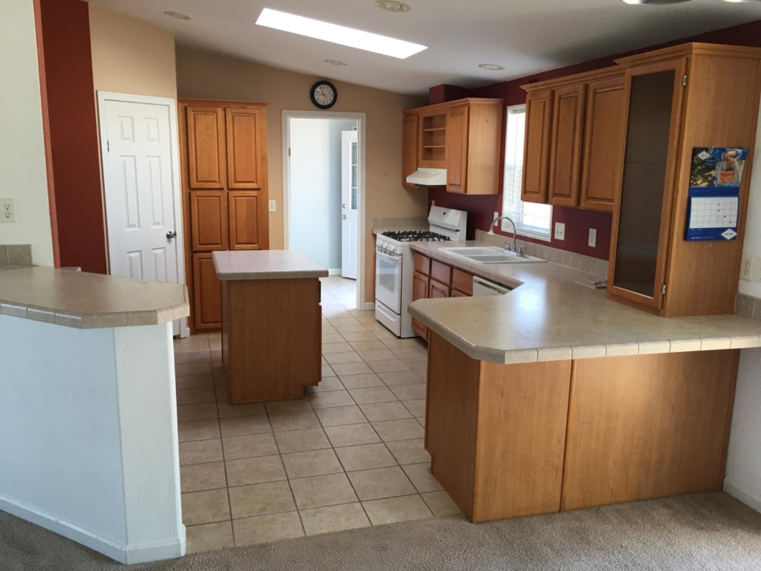 19309 East Adams Avenue Reedley, CA 93654 - Photo 16 of 27 Gallery Image 16